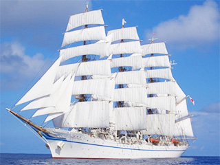 帆船「日本丸」